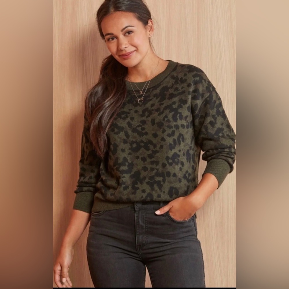 John + Jenn Camo Print Sweater Black Green | Size S